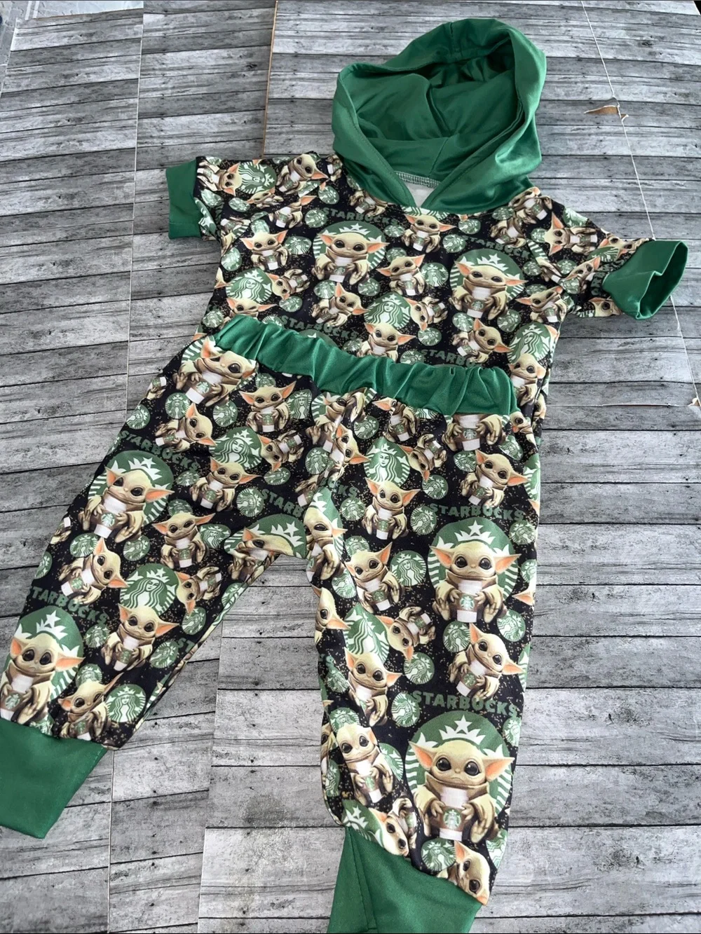 Starbucks Green Baby Yoda Print Hoodie Set
